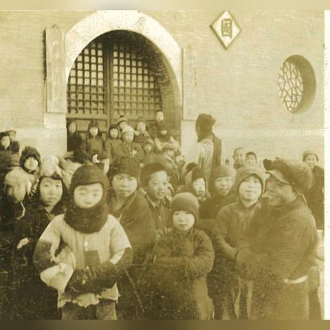 生死较量，死亡岛惊现神秘宝藏