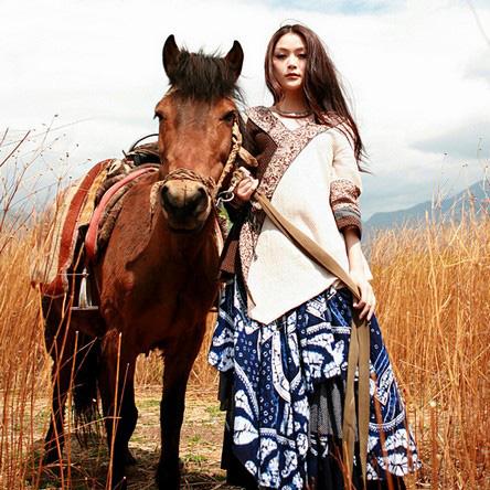 《传送门2》深度解析：穿越时空的奇幻冒险之旅，揭秘科技与梦想的融合