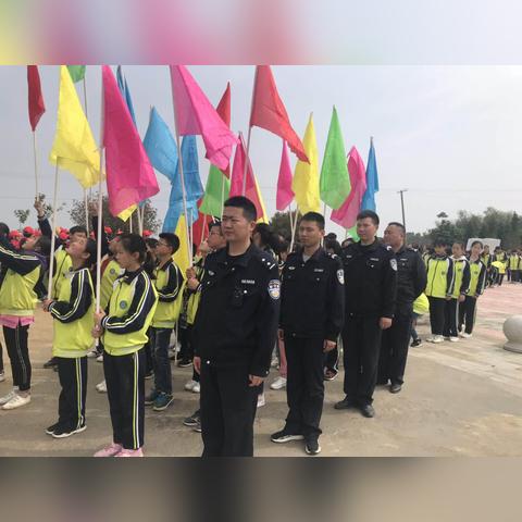 《交错战线》开服补偿揭秘：延迟福利大放送