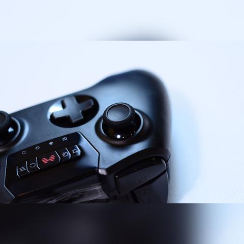 微软确认：新Xbox同步发布，Windows 8新体验同步开启