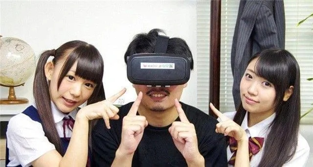 电子游戏与A片：揭秘男性未来危机的根源