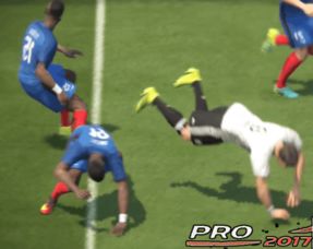 《PES2017》传控技巧解析：头球传球攻略全揭秘