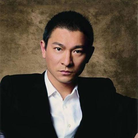 《口袋妖怪究极日月》天王精灵深度解析，揭秘四大天王神秘阵容