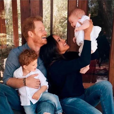 卡米拉孙子式炫耀在游戏里常见吗？揭秘玩家社交潜规则