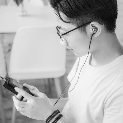 《绝地求生》全新地图选与武器调优深度解析，揭秘平衡新篇章