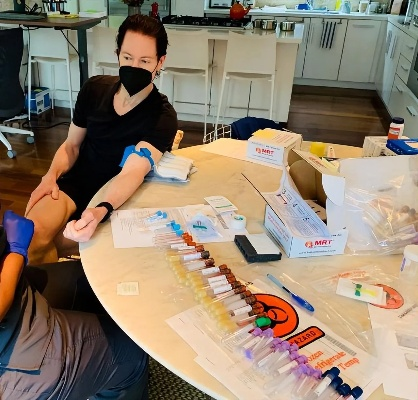 富翁换儿子血浆抗衰？游戏里的资源掠夺竟照进现实？