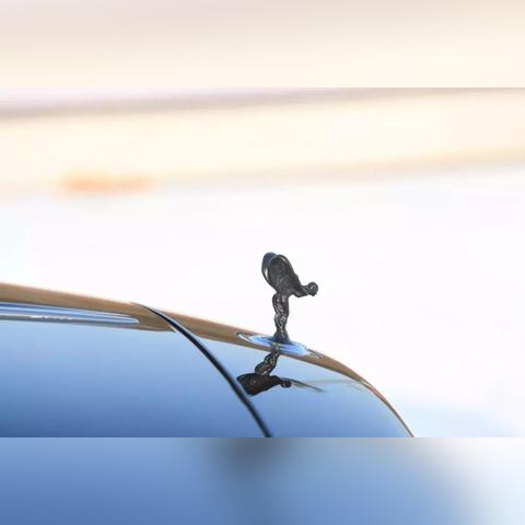 《夜幕魅影》公测角色强度排行：揭秘最强阵容！