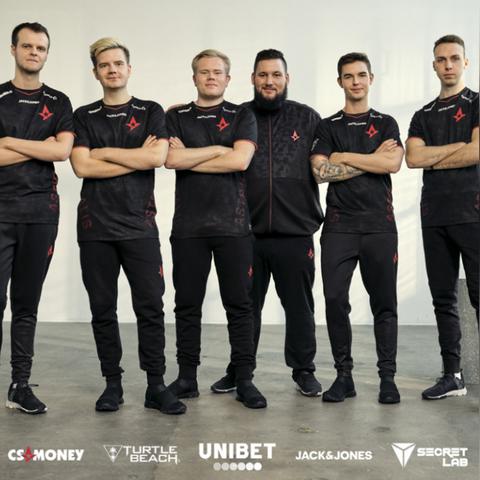 《FIFA 11》虚拟球员养成攻略：打造最强阵容秘籍