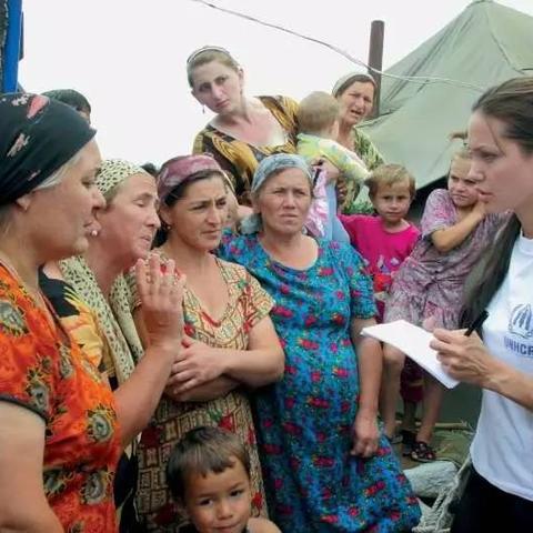 《古墓丽影崛起》白金攻略：全奖杯解锁秘籍大揭秘