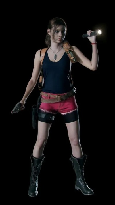 《生化危机2》克莱尔新图曝光！哈雷戴维森摩托惊艳亮相