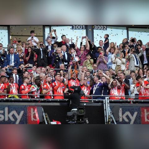 《草根传奇》攻略：战役流程深度解析，轻松通关秘籍！