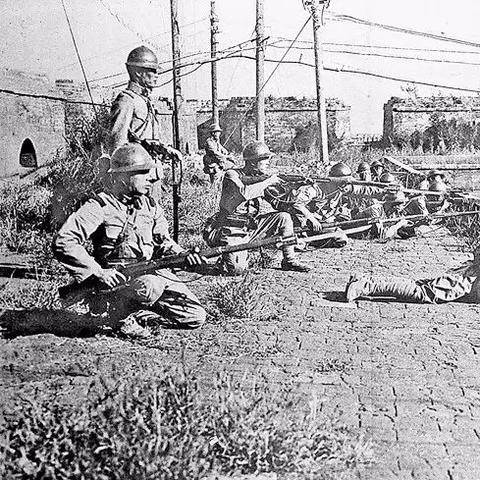 《全境封锁2》实战解析：哪款突击步枪性能卓越？