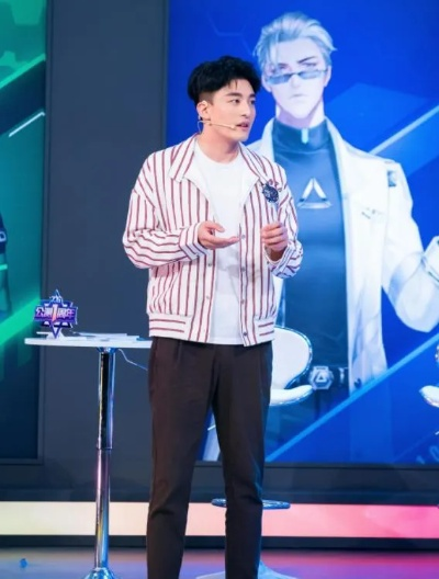 孙艺洲的微博藏着多少游戏干货？玩家必看的实战技巧与互动内幕