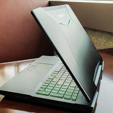 2025年适合游戏的电脑怎么选？3款低延迟战神机型实测，告别卡顿掉帧！