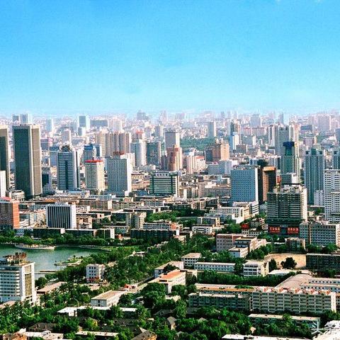 《进化》多人对战新篇章，独家预购福利大放送！