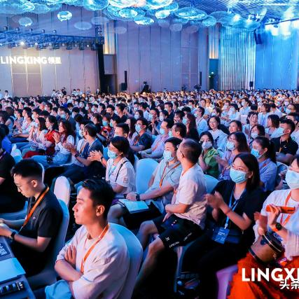 纵横风云，隐藏职业破局者如何3天霸榜跨服战场？