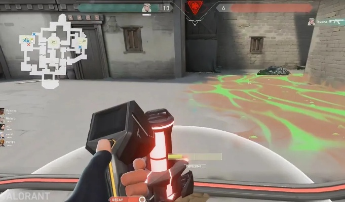 菲尼克斯火墙极限技巧揭秘：掌握瓦罗兰特制胜新策略