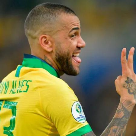 飞翼特技一网打尽！《正当防卫4》精准攻略解锁精准行动奖杯