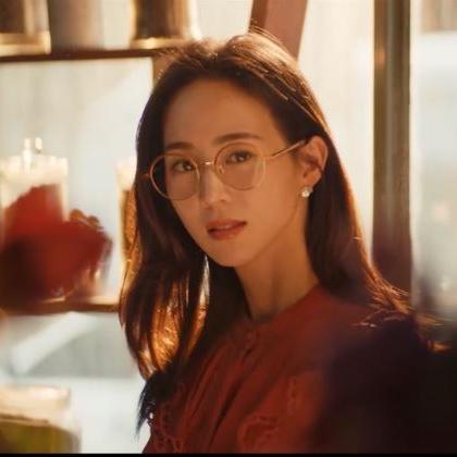 《上古卷轴5》DLC新篇章：揭秘红衣守卫神秘面纱