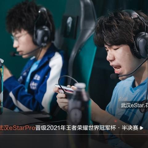 《绝地求生》真人版短片：素质广场激战，战斗一触即发！