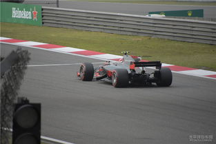 《F1 2013》试玩体验：速度与激情的赛道之旅