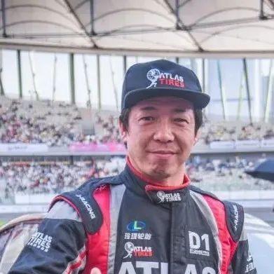 《无畏契约》光息飘移新皮肤，手游实机惊艳亮相，视觉盛宴！