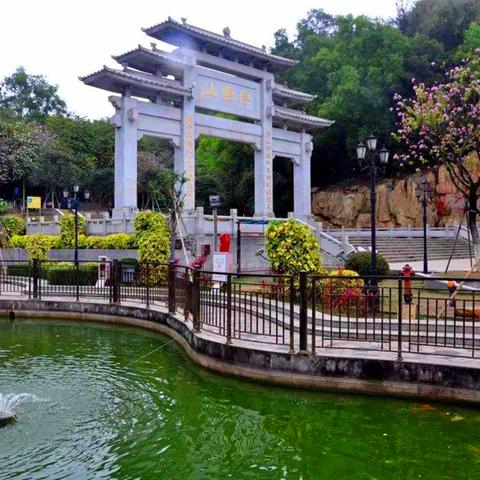 《孤岛惊魂5》生存指南：揭秘15个美丽危险小镇技巧