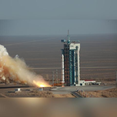 《轨道之下》DLC“远征”：末世探险新篇章，深度体验即将开启