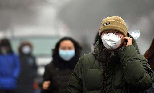 玩家在杭州偶遇冯骥,耳挂黑口罩 根器在发光！背后趣事引玩家好奇?