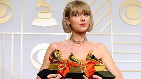格莱美颗粒无收,Taylor Swift咋还给工作人员挨个发小费? - 游戏玩家看过来！