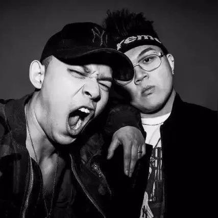 《绝地求生》沙漠地图毒边生存攻略：决赛圈制胜技巧