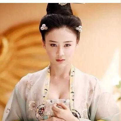 比亚迪汉L充电实测:19分钟满电,告别续航担忧