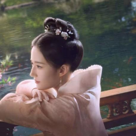 刘亦菲17-33岁风格进化密码，3阶段美人氛围打造实战指南