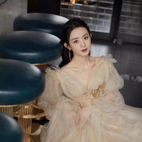 当杨幂穿高定打游戏，2025电竞时尚化革命与玩家形象升级全攻略