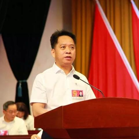 《胜利女神新篇章：解锁角色好感与星级巅峰》