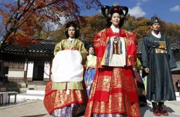 韩服怎么选才不踩雷？2025年热门韩服类型与实战搭配全攻略