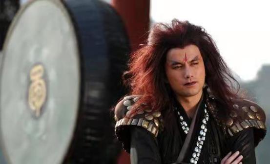 重楼扮演者黄志玮，从魔尊到演技教科书，这3个表演秘诀让角色封神17年