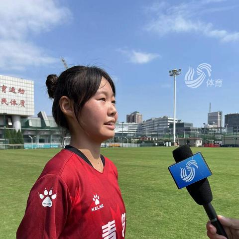 为什么2025年还有10万+玩家在死守这款20年前的足球游戏？