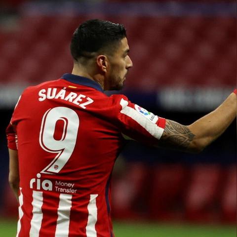 战袍类型定位与基础属性拆解