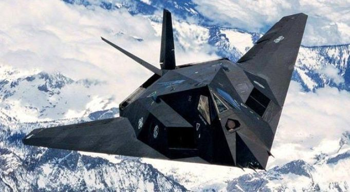 美军神秘隐形战机王者归来，再度鏖战空地战场！