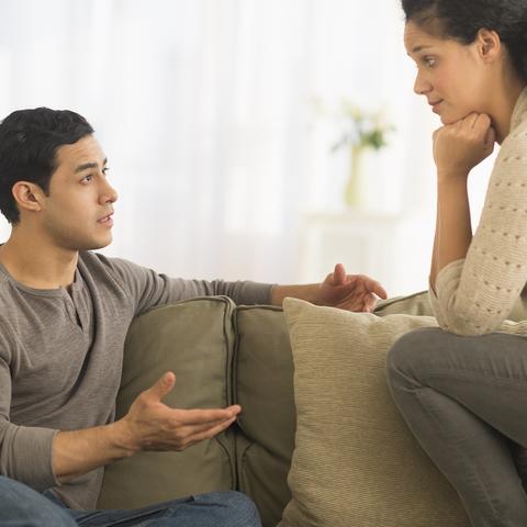 中学生早餐省吃俭用买游戏装备，揭秘背后真相！