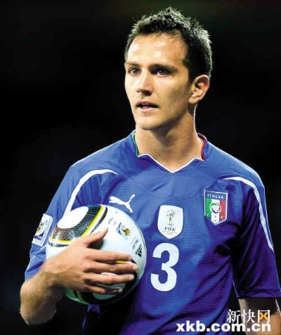 克里希托角色定位全解析，2026年最新强度评级与配队方案