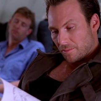 《鬼屋魔影5》PC版深度攻略：揭秘隐藏技巧与路线