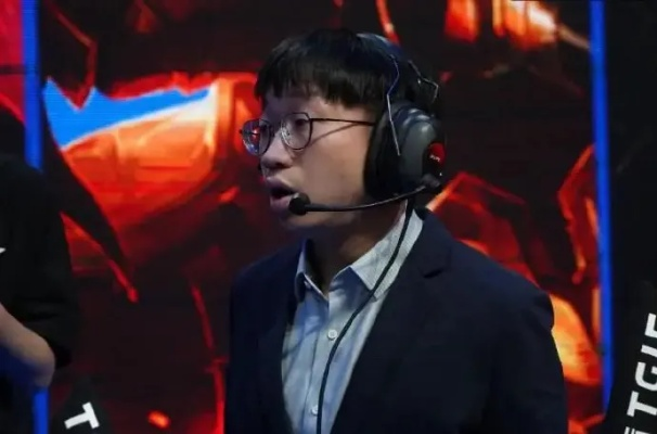 惊！英雄联盟ALE直言朱开BP不如Tabe，调侃其拿快递最在行