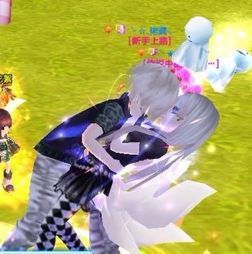 QQ炫舞自由舞步接吻动作全解析，2026年最新代码库与实战避坑