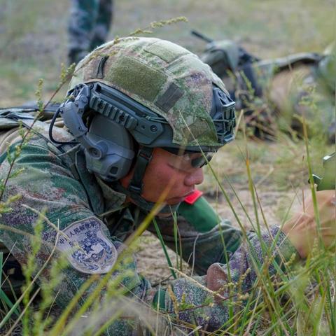 还在为QBZ95打不中人发愁？这份瞄准攻略助你摆脱困境！