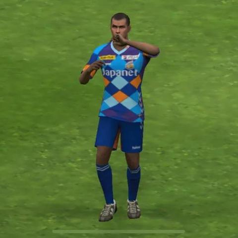 实况迎来热区之王！这位能踢 12 个位置的全能战士不容错过