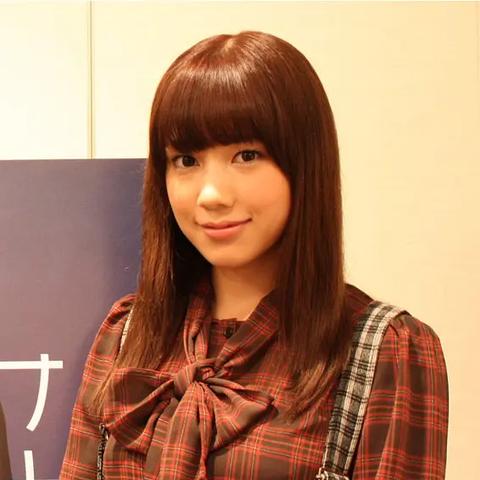 2026春夏季最炸街的5种生物艺术发型实操指南