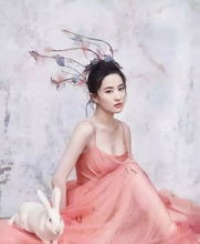 刘亦菲风格进化论，17/28/33岁三段密码+2026年龄美学实战拆解