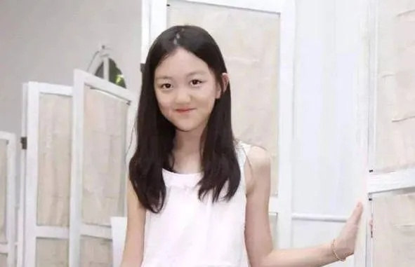 李嫣唇腭裂修复全程揭秘，从先天缺陷到自信笑容的完整治疗路径